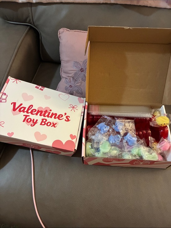 Other - Valentine's Toy Box - Assorted Pink, Blue & Green Mini Toys